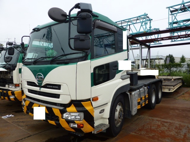 UDトラックス（日産） ビッグサム 大型 トラクタ ADG-GW4XLG(2131) 3枚目