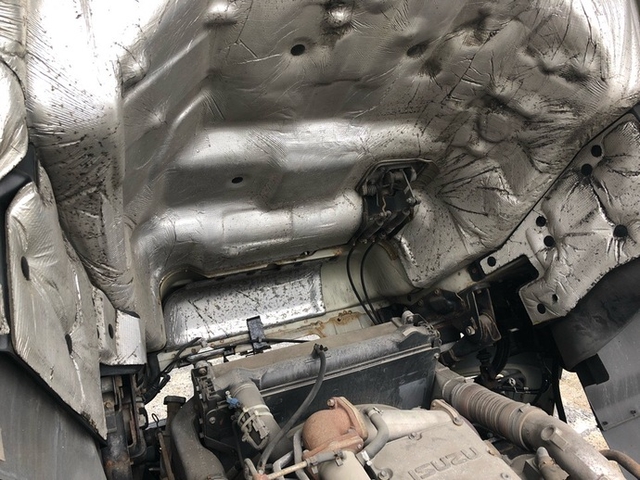 いすゞ ギガ 大型 タンクローリー PDG-CYY77V8(5595) 48枚目