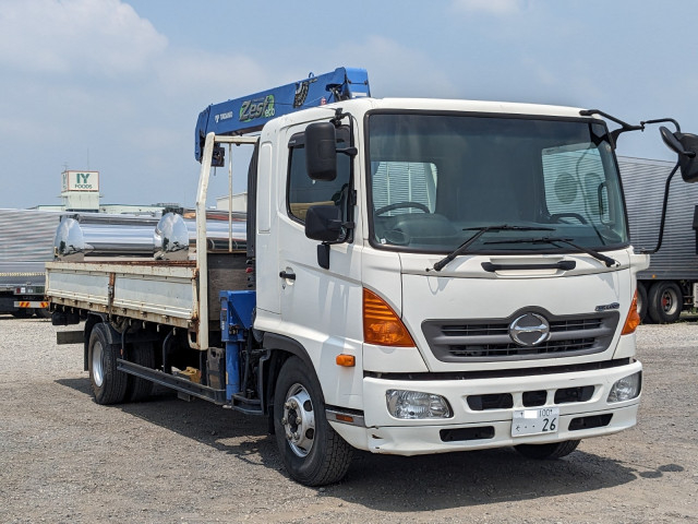 日野 レンジャー 中型 平ボディ（クレーン付） TKG-FD9JLAA(109886) 2枚目