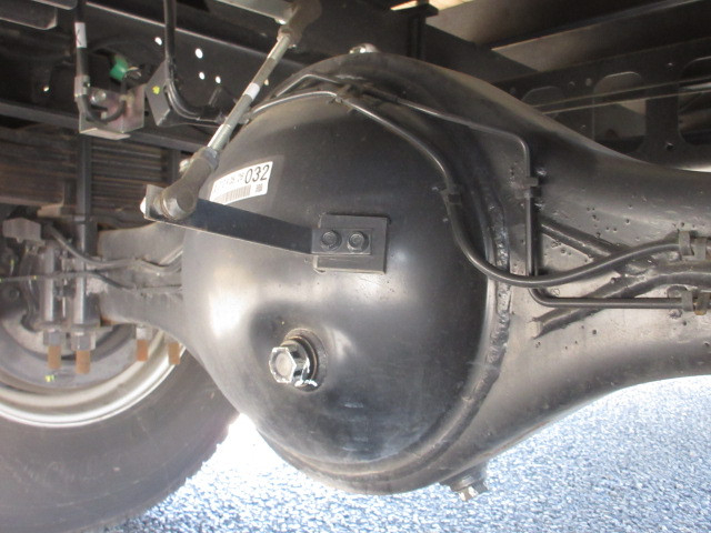 Isuzu forward Middle Translation missing: en.item.body_keijou_enum.body_keijou_carrier_other 2PG-FRR90S2(109766) 29枚目