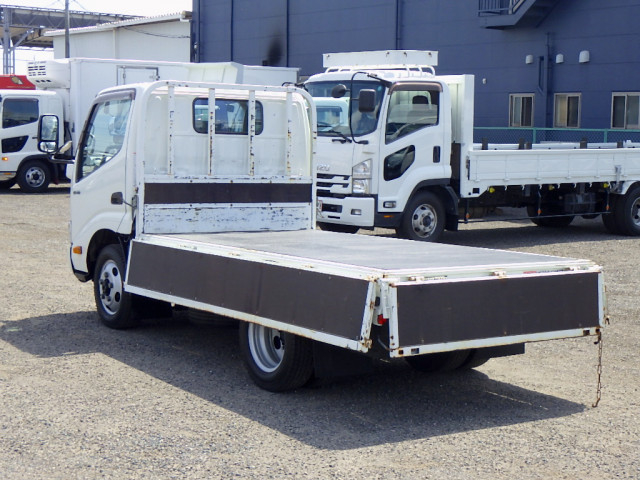 日野 デュトロ 小型 平ボディ TKG-XZC675M(109997) 35枚目