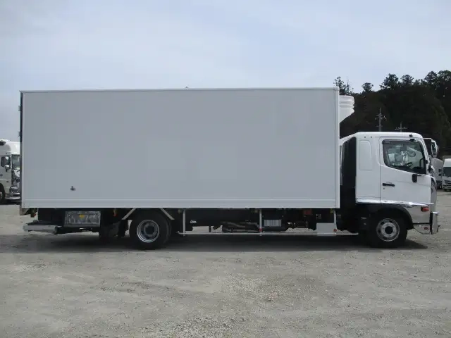 日野 レンジャー 中型 冷蔵冷凍バン 2KG-FD2ABG(106831) 4枚目