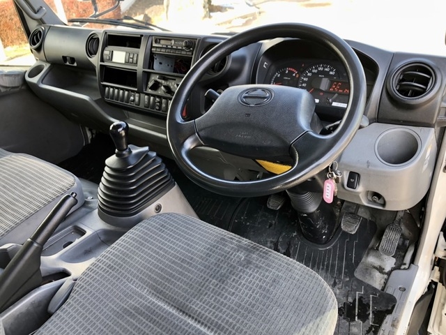 日野 デュトロ 小型 冷蔵冷凍バン SKG-XZU710M(55806) 57枚目