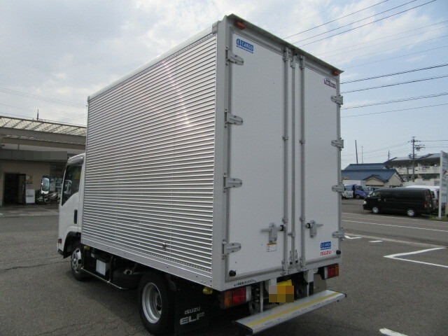 いすゞ エルフ 小型 バン TRG-NLR85AN(10082) 4枚目
