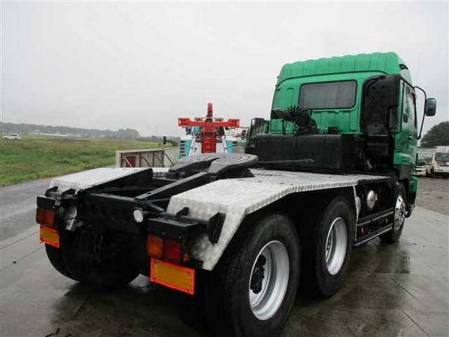 いすゞ ギガ 大型 トラクタ PDG-EXZ52J8(37777) 3枚目