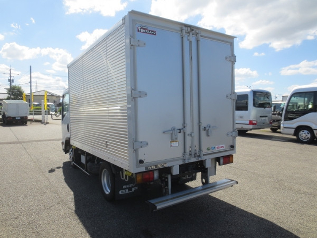 いすゞ エルフ 小型 バン 2RG-NLR88AN(112632) 5枚目