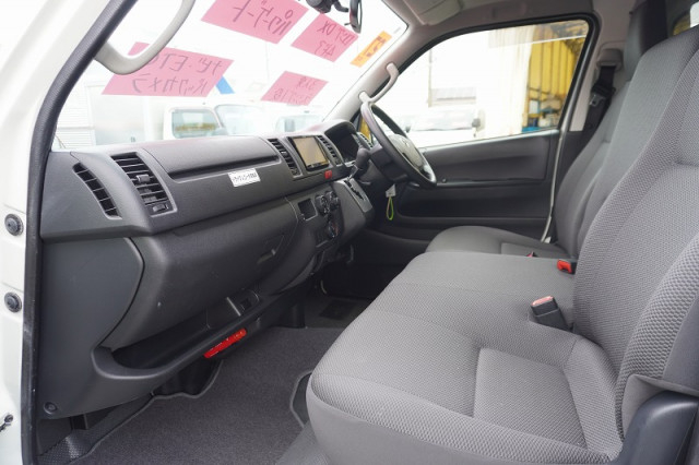 トヨタ ハイエース 小型 Translation missing: ja.item.body_keijou_enum.body_keijou_light_van CBF-TRH200V(94846) 38枚目