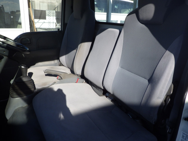 マツダ タイタン 小型 平ボディ TRG-LKR85A(112945) 8枚目