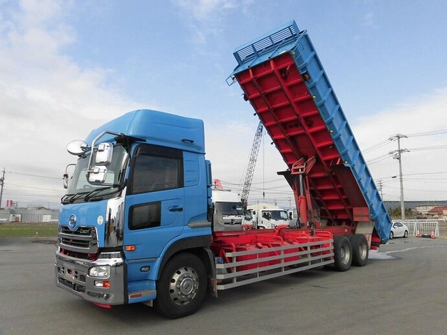 UDトラックス（日産） クオン 大型 深ダンプ（土砂禁） QKG-CD5ZL(8427) 1枚目
