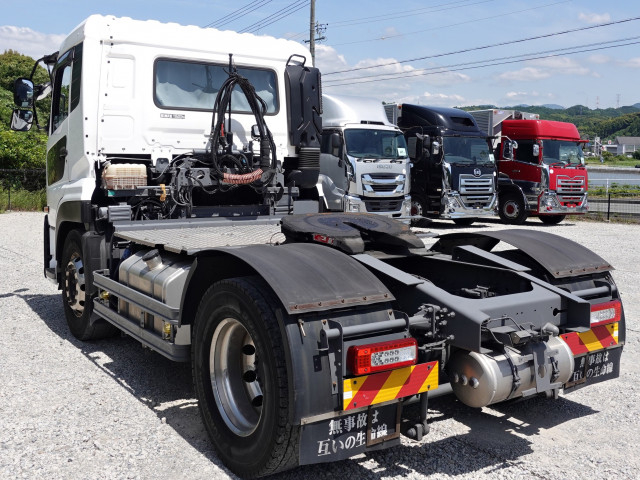 UDトラックス（日産） クオン 大型 トラクタ 2RG-GK5DAB(105634) 11枚目