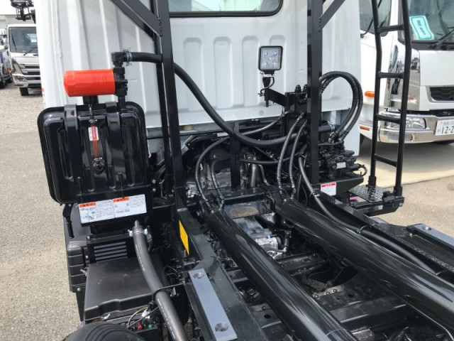 三菱ふそう キャンター 小型 コンテナ専用車 2RG-FBAV0(107929) 29枚目