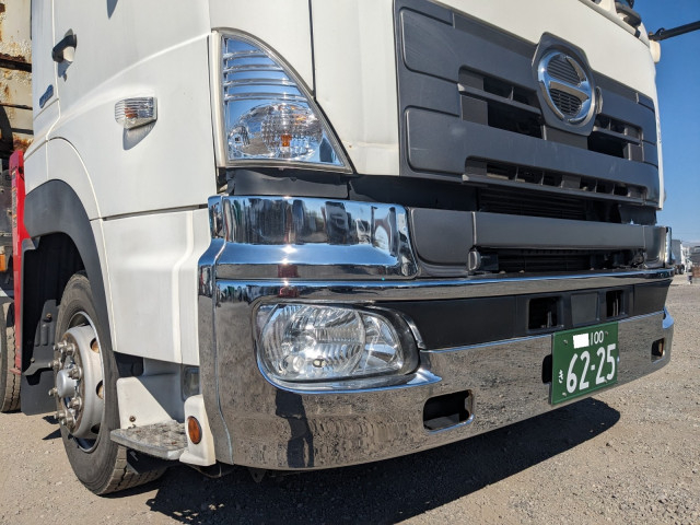 日野 プロフィア 大型 平ボディ（クレーン付） QPG-FW1AXEG(113598) 14枚目