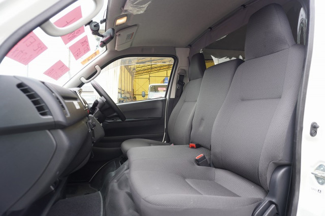 トヨタ ハイエース 小型 Translation missing: ja.item.body_keijou_enum.body_keijou_light_van CBF-TRH200V(94846) 39枚目