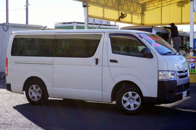 トヨタ ハイエース 小型 Translation missing: ja.item.body_keijou_enum.body_keijou_light_van CBF-TRH200V(98652) 6枚目