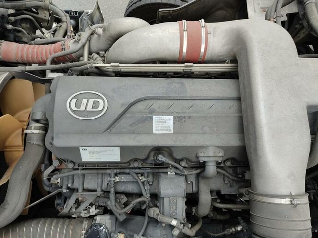 UDトラックス（日産） クオン 大型 ウィング LKG-CG5ZA(12625) 29枚目