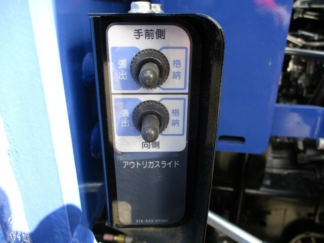 三菱ふそう ファイター 中型 平ボディ（クレーン付） 2KG-FK62FZ(7743) 24枚目