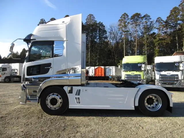 日産自動車 クオン 大型 トラクタ 2RG-GK5DAD(106706) 8枚目