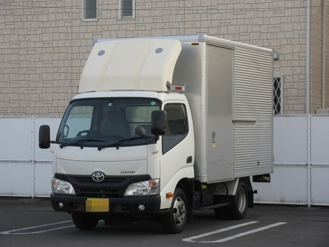 トヨタ ダイナ 小型 バン TKG-XZC605(8793) 1枚目