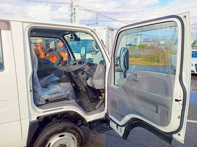 Isuzu elf Small Double cab TPG-NHS85A(97143) 50枚目
