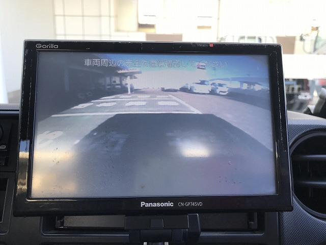 日野 デュトロ 小型 平ボディ（クレーン付） TKG-XZU710M(110138) 47枚目