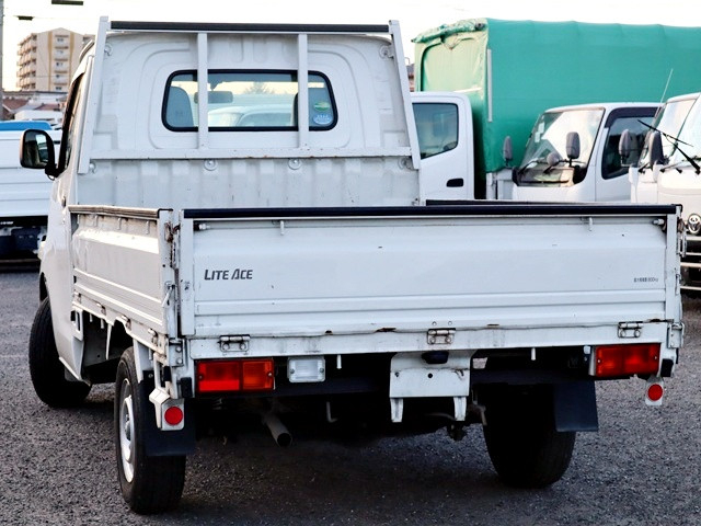 トヨタ ライトエース 小型 平ボディ DBF-S402U(113265) 2枚目