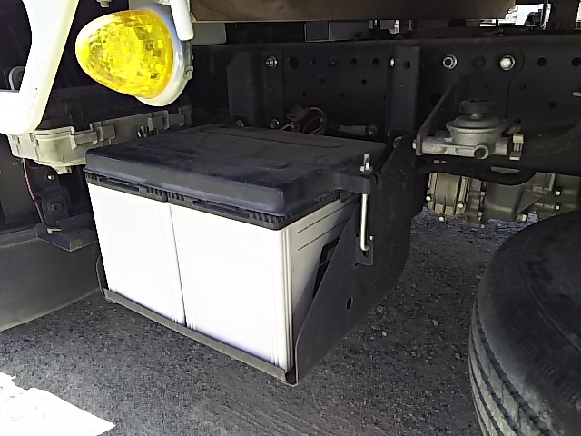 いすゞ エルフ 小型 平ボディ TRG-NJS85A(7561) 19枚目
