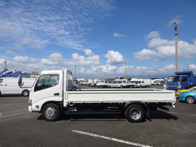 日野 デュトロ 小型 平ボディ 2RG-XZU655M(113550) 5枚目