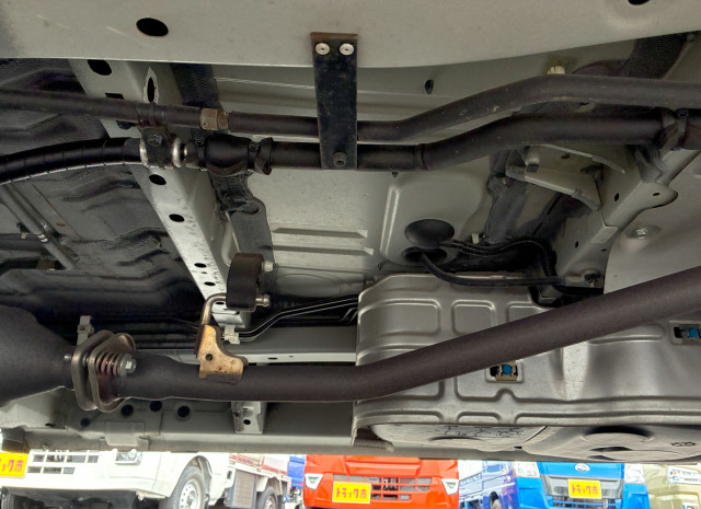 日産自動車 小型 冷蔵冷凍バン DBF-VM20(110056) 31枚目