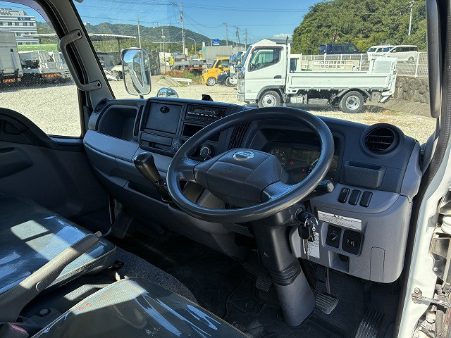 日産自動車 アトラス 小型 平ボディ TPG-FBA2W(110174) 30枚目