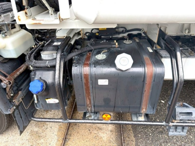 いすゞ フォワード 中型 塵芥車（プレス式） 2RG-FRR90S2(110398) 27枚目