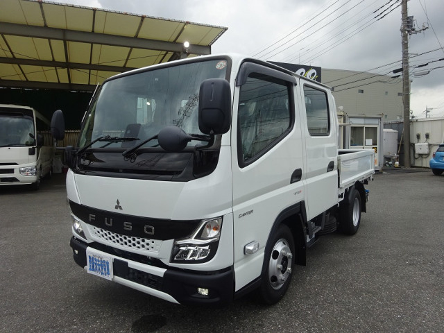 三菱ふそう キャンター 小型 Wキャブ 2RG-FBA20(111907) 1枚目