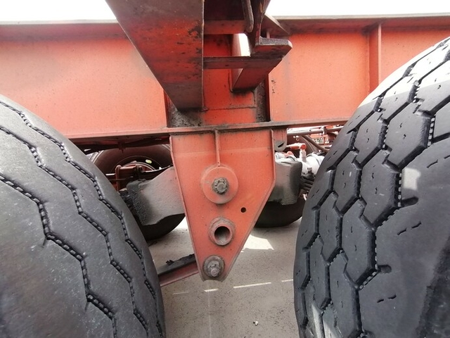 Fullhalf other Large 20ft container chassis trailer KFKHG340(5659) 30枚目