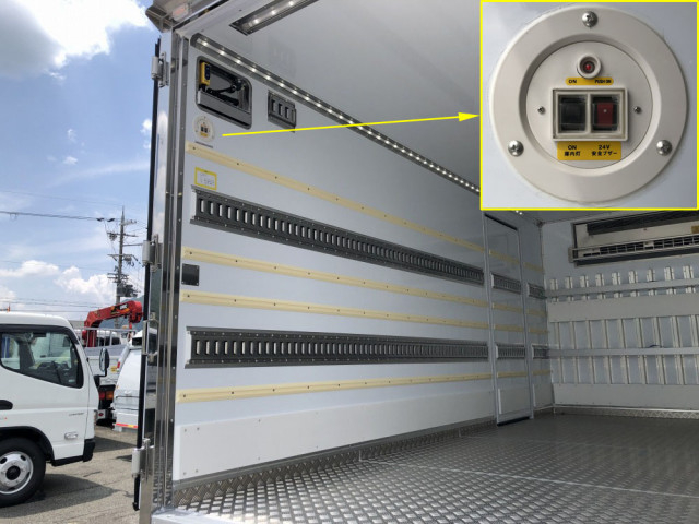 Mitsubishi Fuso canter Small Freezer box_body 2RG-FEB80(108889) 18枚目