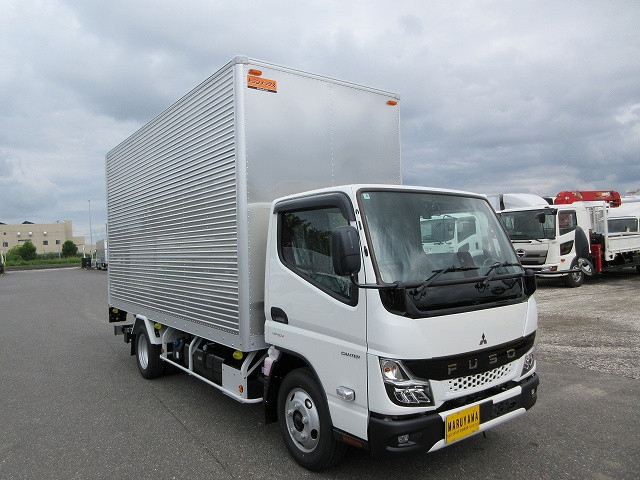 三菱ふそう キャンター 小型 バン 2RG-FEAV0(113784) 2枚目