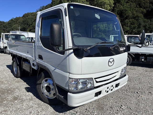 マツダ タイタン 小型 平ボディ KK-WH6HH(112627) 3枚目