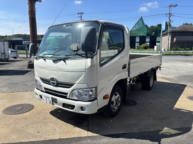 日野 デュトロ 小型 平ボディ TKG-XZC605C(108583) 1枚目