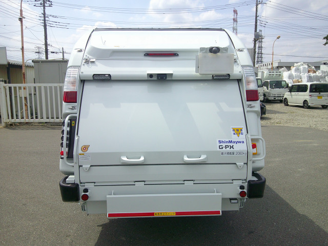 三菱ふそう キャンター 小型 塵芥車（プレス式） 2RG-FEAVO(107111) 6枚目