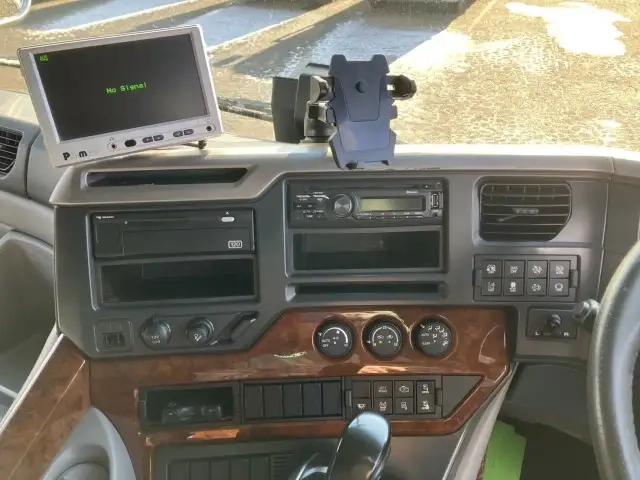 日産自動車 クオン 大型 トラクタ 2PG-GK5AAD(106701) 35枚目