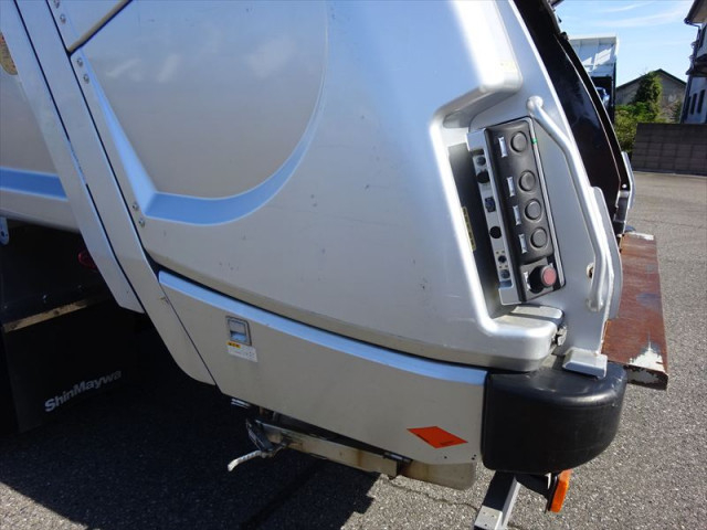 Nissan UD condor 6studs large Packer compress trucks QKG-PK39LH(96981) 26枚目