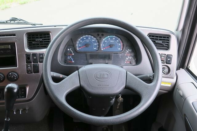 UDトラックス（日産） コンドル 中型 ウィング TKG-MK38C(32202) 16枚目