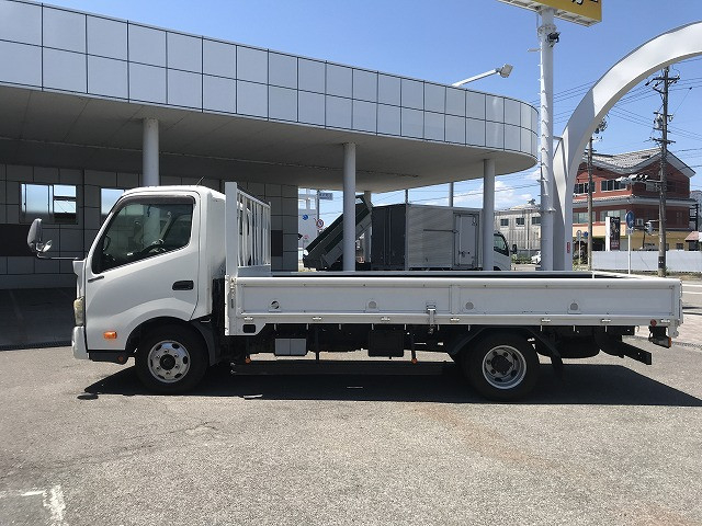 日野 デュトロ 小型 平ボディ SKG-XZU710M(110165) 7枚目