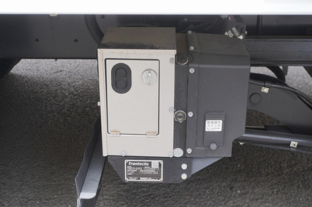 日野 レンジャー 中型 冷蔵冷凍バン 2KG-FD2ABG(111339) 31枚目