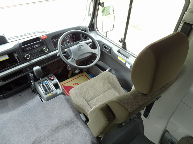 トヨタ コースター 小型 バス 2WG-GDB110(108000) 22枚目