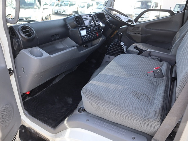 日野 デュトロ 小型 冷蔵冷凍バン TKG-XZC605M(109960) 35枚目