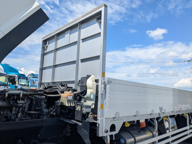いすゞ ギガ 大型 平ボディ QKG-CYL77B(112319) 34枚目