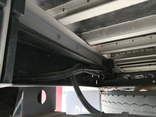 UDトラックス（日産） コンドル 中型 ウィング SKG-MK38L(4761) 37枚目