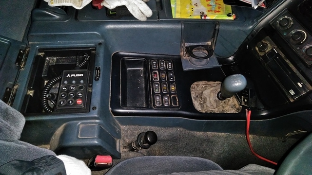 三菱ふそう スーパーグレート 大型 ウィング PJ-FS55JZ(2584) 39枚目