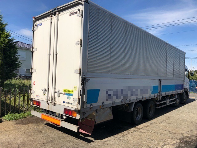 UDトラックス（日産） クオン 大型 ウィング ADG-CG4XL(3990) 6枚目
