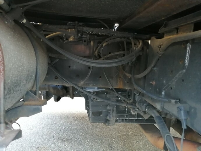 UDトラックス（日産） ビッグサム 大型 トラクタ KL-CK482EAT(5465) 25枚目