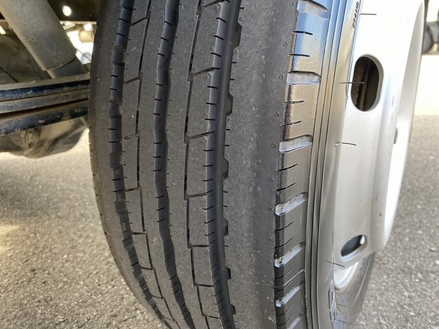 いすゞ エルフ 小型 平ボディ KR-NHS69EA(12720) 24枚目